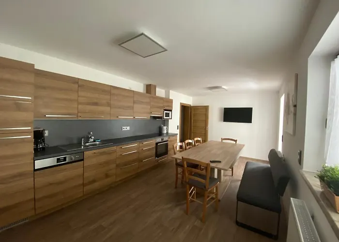 招待所 码头膳食公寓