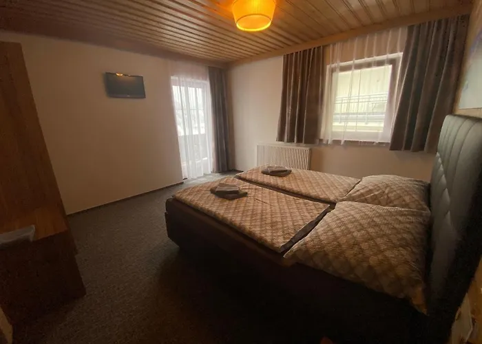 码头膳食公寓 4*